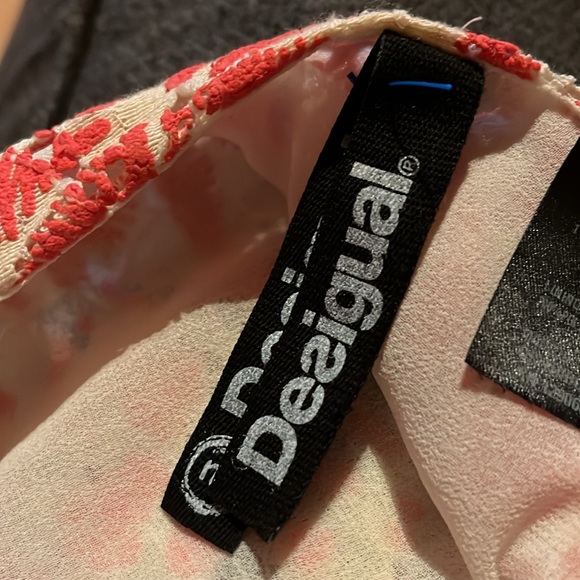 Desigual Sleeveless Blouse size Medium - Picture 10 of 12